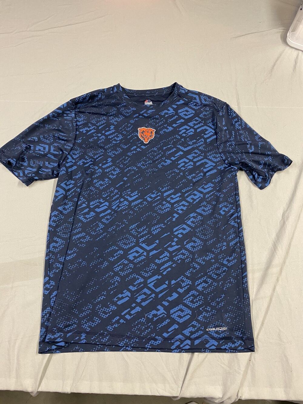 Majestic Chicago Bears Cool Base Black Shirt w/ Bear Graphic Size Large
